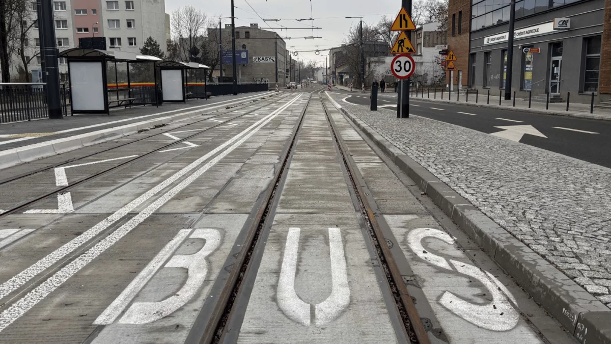 Przebudowa ulicy Przybyszewskiego w Łodzi. Kiedy ponownie zobaczymy tutaj tramwaje MPK Łódź? - Zdjęcie główne