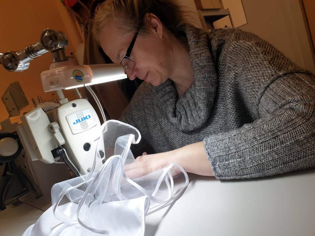 Małgorzata Łuczyńska z Łodzi szyje piękne ubranka dla lalek typu Barbie