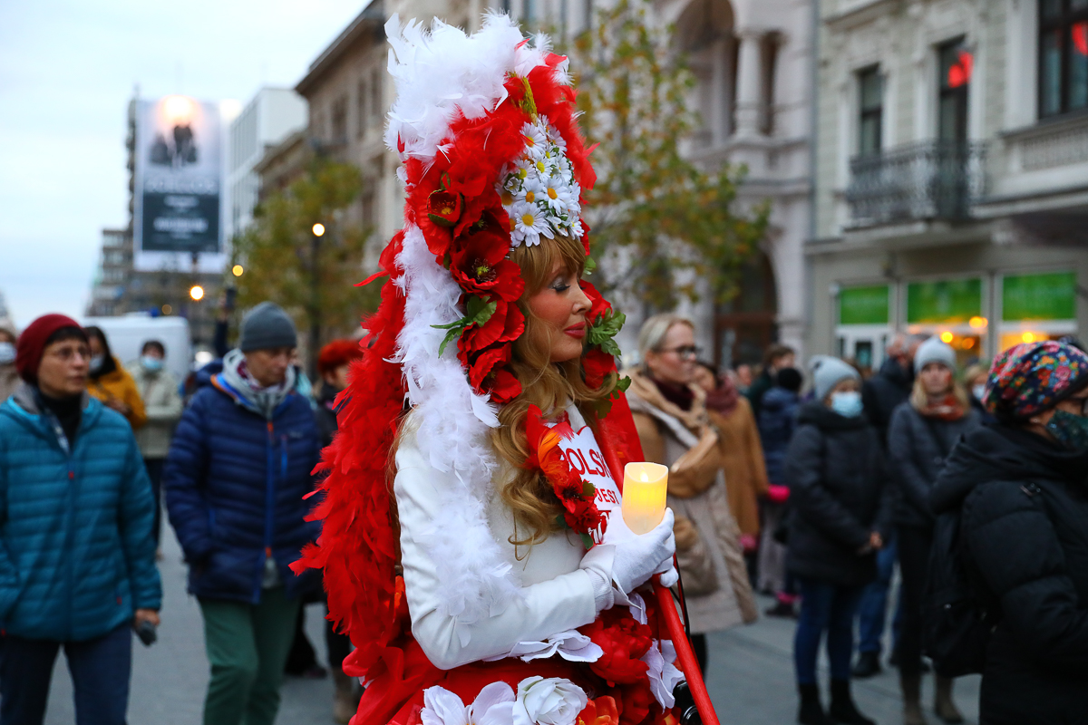 „Ani jednej więcej” - protest na Piotkowskiej w Łodzi