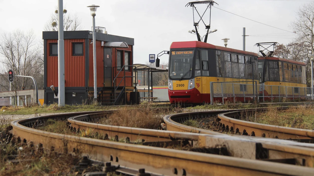 59 lat temu oddano do użytku pętlę tramwajową na Żabieńcu. Niebawem ponownie ma się tutaj pojawić ciężki sprzęt. Co się zmieni? [ZDJĘCIA] - Zdjęcie główne