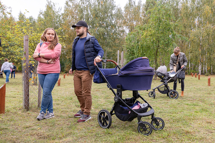 O 40 drzew wzbogaciło się Uroczysko Lublinek. Wszystko dzięki akcji Las Młodej Łodzi (fot. Michał Pietrzak)