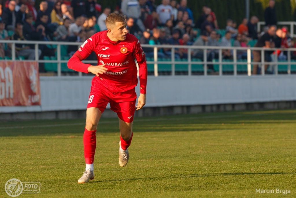 Widzewa sposób na nudę, czyli foto-przeróbki i pieczenie chleba - Zdjęcie główne