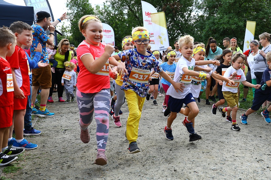 Ice Cream Run Łódź 2021. W Parku na Zdrowiu odbył się jeden z czterech biegów o Koronę Łasucha (fot. Michał Pietrzak - redakcja TuŁódź) |wiadomości łódzkie | Łódź | TuŁódź