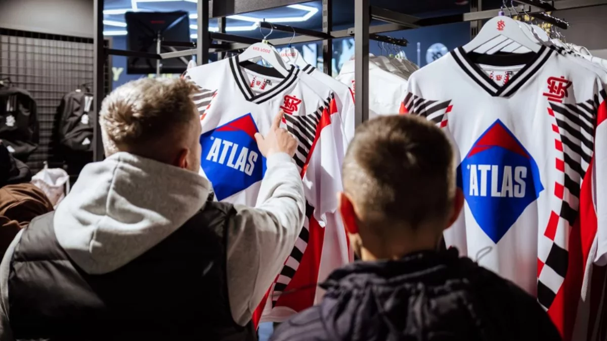 Atak na sklep ŁKS-u Łódź. Sprawą zajmuje się policja