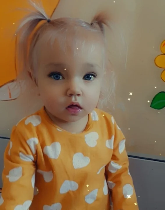 Nadia Frontczak z Łodzi ma dopiero dwa latka. Zmaga się z poważną wadą serca