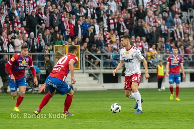 Kolejny brakujący element. ŁKS nie ma defensywnego pomocnika - Zdjęcie główne