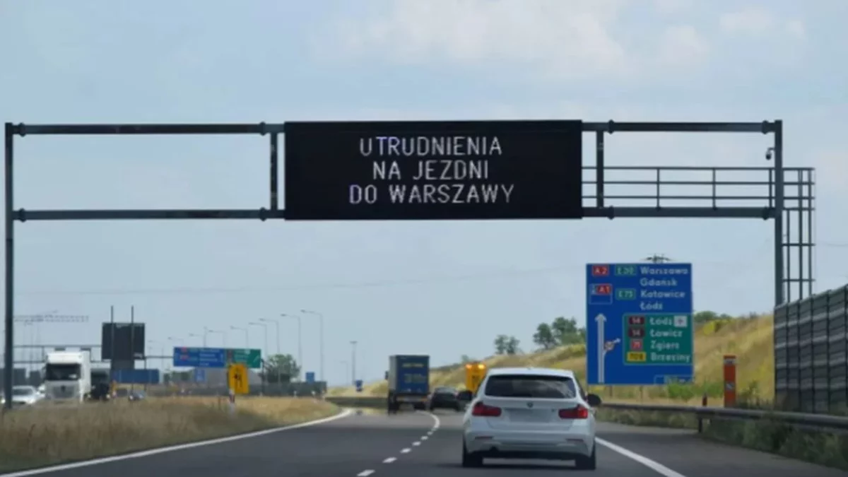 Jedna autostrada, dwie kolizje i aż sześć samochodów. Utrudnienia na A2