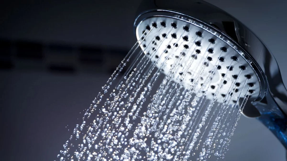 Era wanny i prysznica dobiega końca. Nowy trend jest znacznie bardziej funkcjonalny. Wkracza do polskich łazienek