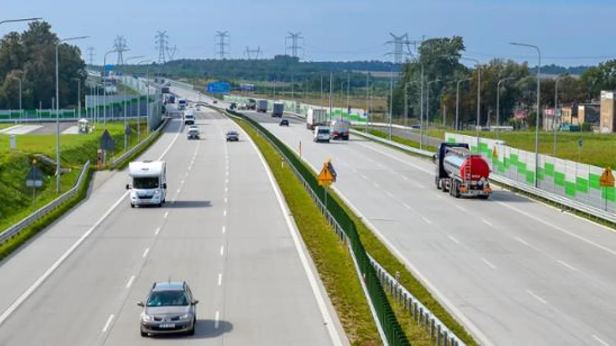 Planujesz jechać nad morze? Na autostradzie A1 jest nowy odcinkowy pomiar prędkości - Zdjęcie główne