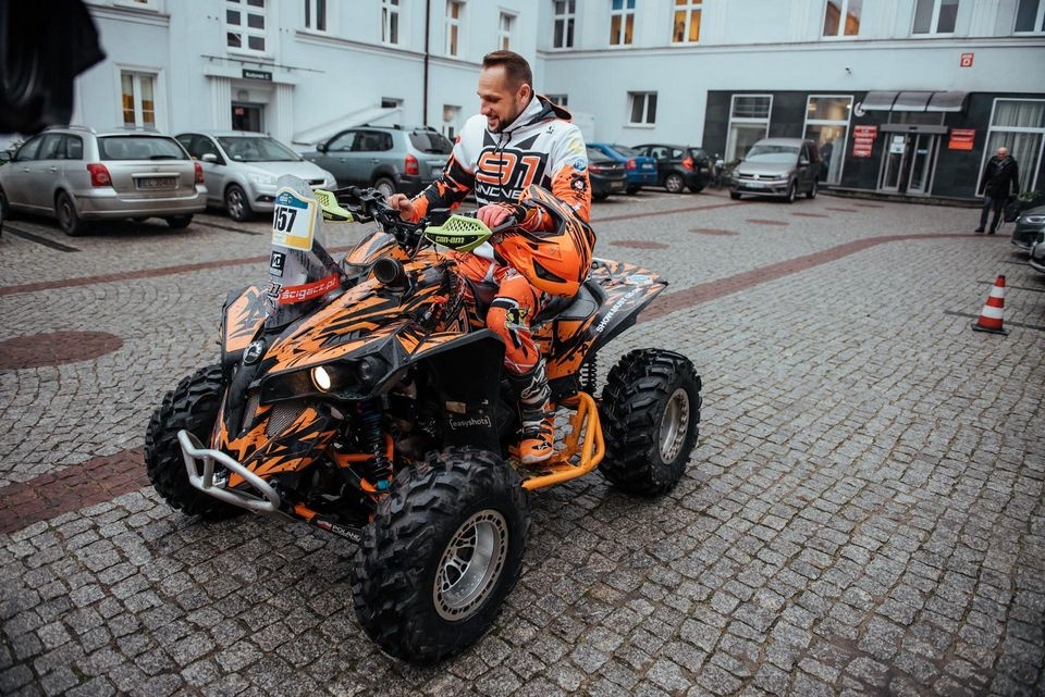 Łodzianin w Rajdzie Dakar 2020! O jego zdrowie zadba łódzka klinika - Zdjęcie główne