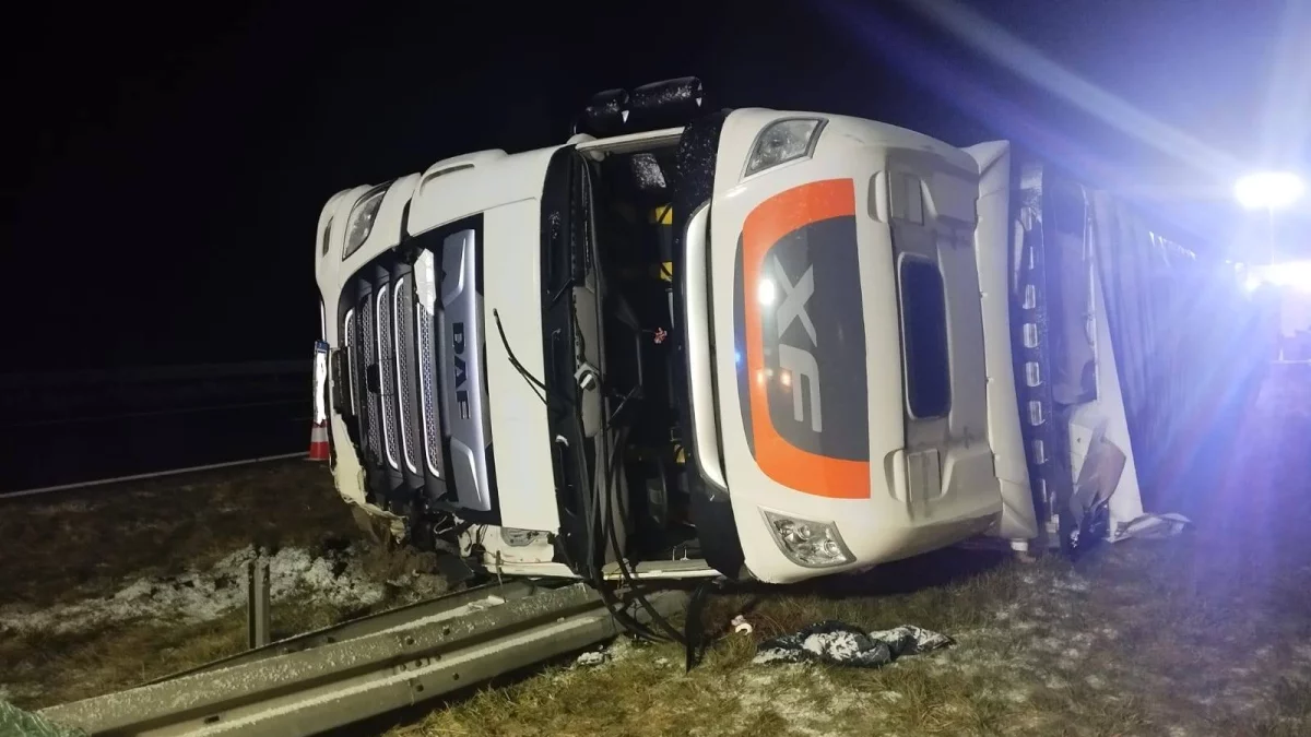 Tragiczny wypadek na A2 w Łódzkiem. Jedna osoba nie żyje - Zdjęcie główne