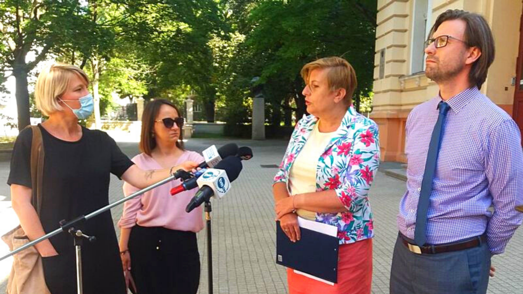 Poznaliśmy wyniki egzaminów 8-klasistów. Ważne! Uczeń może zmienić wcześniej wybraną szkołę - Zdjęcie główne