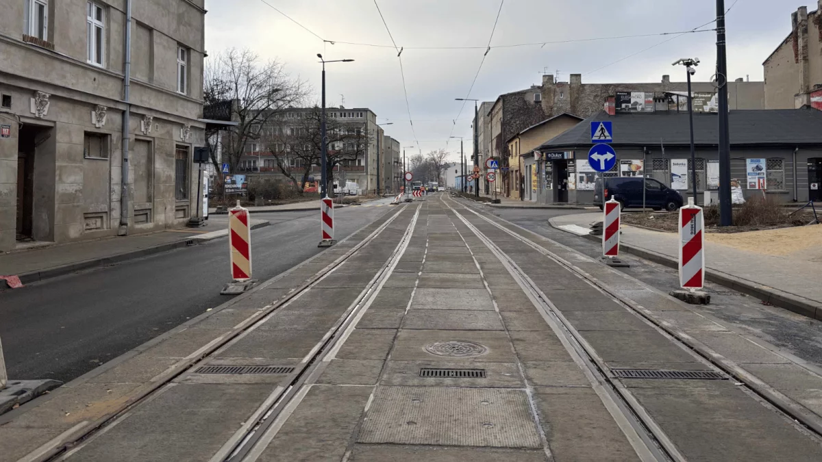 Ta ważna dla Łodzi inwestycja powinna się zakończyć w 2025 roku. Jak pojadą tramwaje MPK Łódź? - Zdjęcie główne