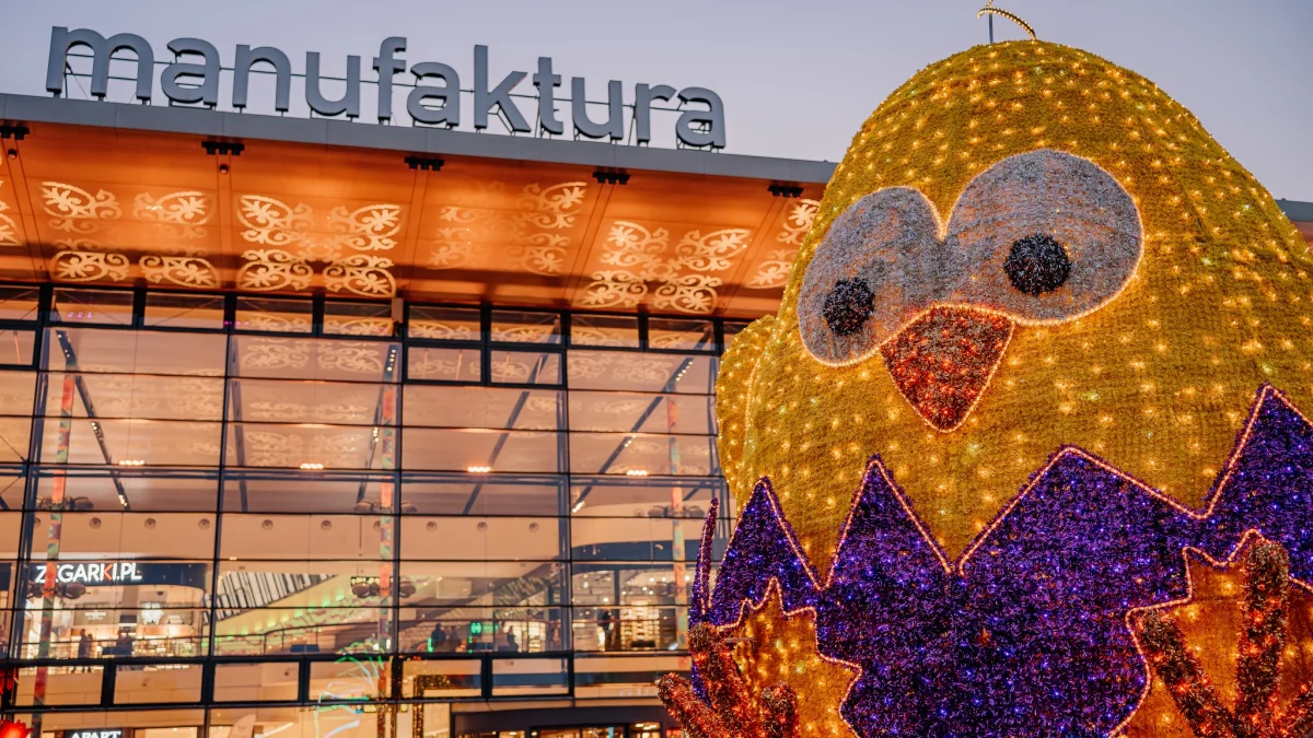 Znana marka odzieżowa w Manufakturze. Krótko przed otwarciem szuka ludzi do pracy. Takie oferuje wynagrodzenie!