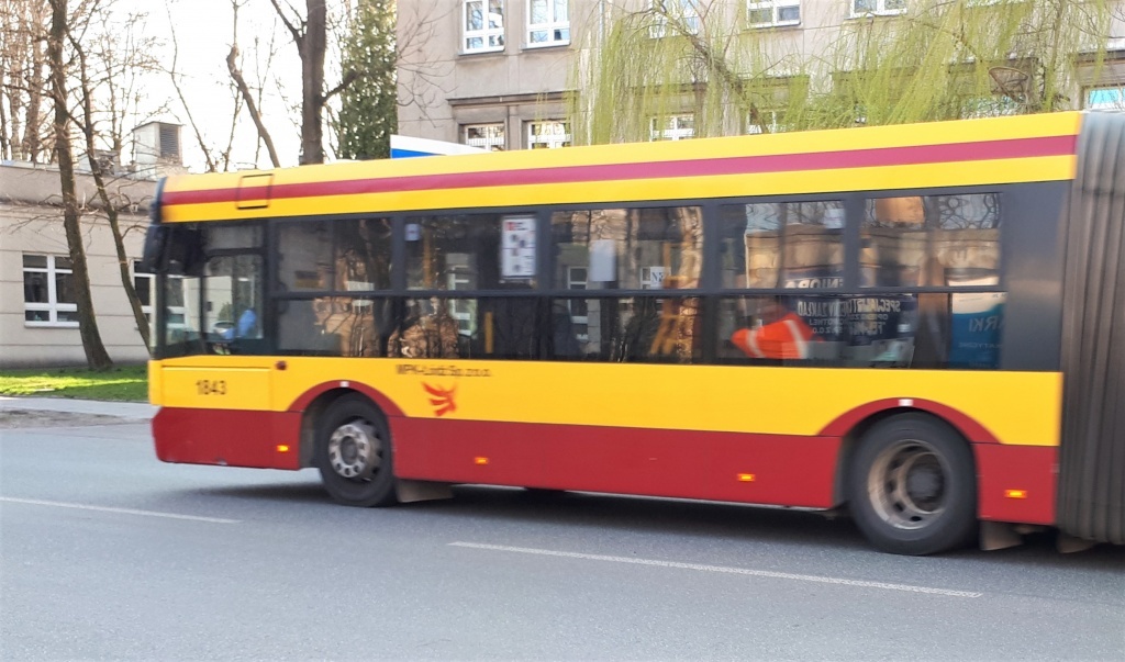 UWAGA pasażerowie! Ważny przystanek w centrum przeniesiony - Zdjęcie główne