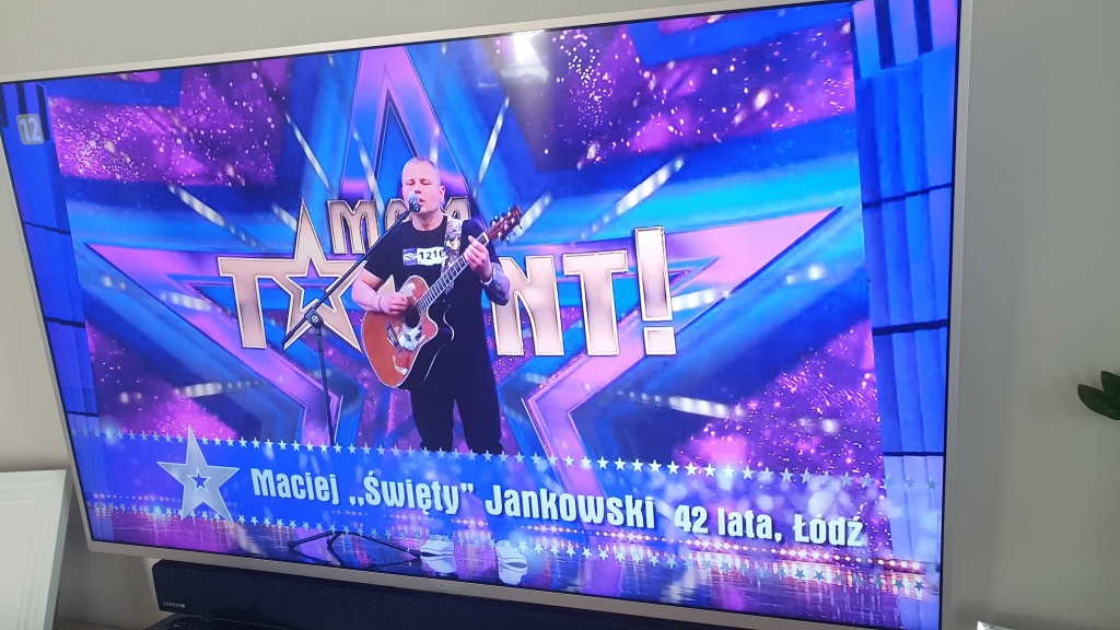 Łodzianin z więzienną przeszłością zaskoczył jurorów Mam Talent! Fantastyczny występ Macieja „Świętego” Jankowskiego - Zdjęcie główne