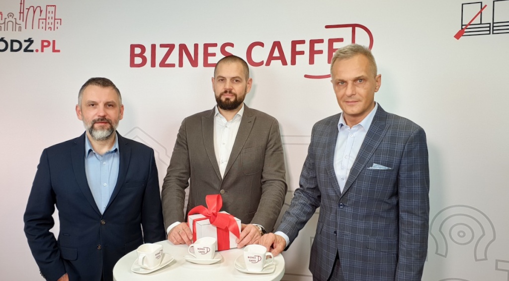 Split payment zamiast odwróconego vat i łódzka Biotechnika na amerykańskim rynku. Biznes Caffe #32 [WIDEO] - Zdjęcie główne