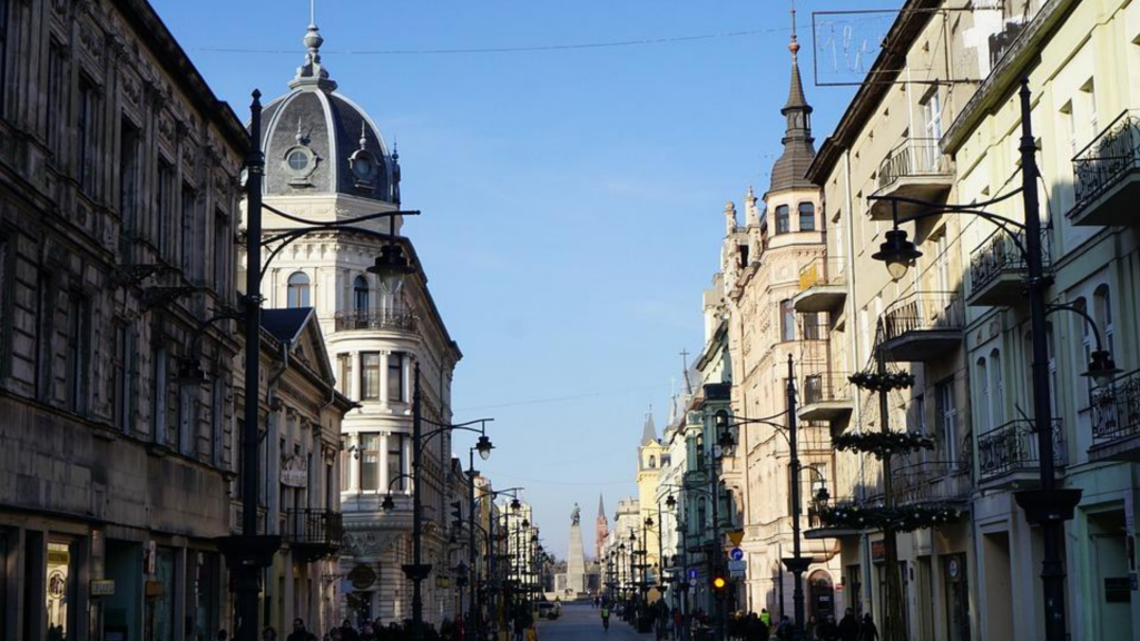 Obcokrajowcy pobili mężczyznę w samym centrum Łodzi - Zdjęcie główne