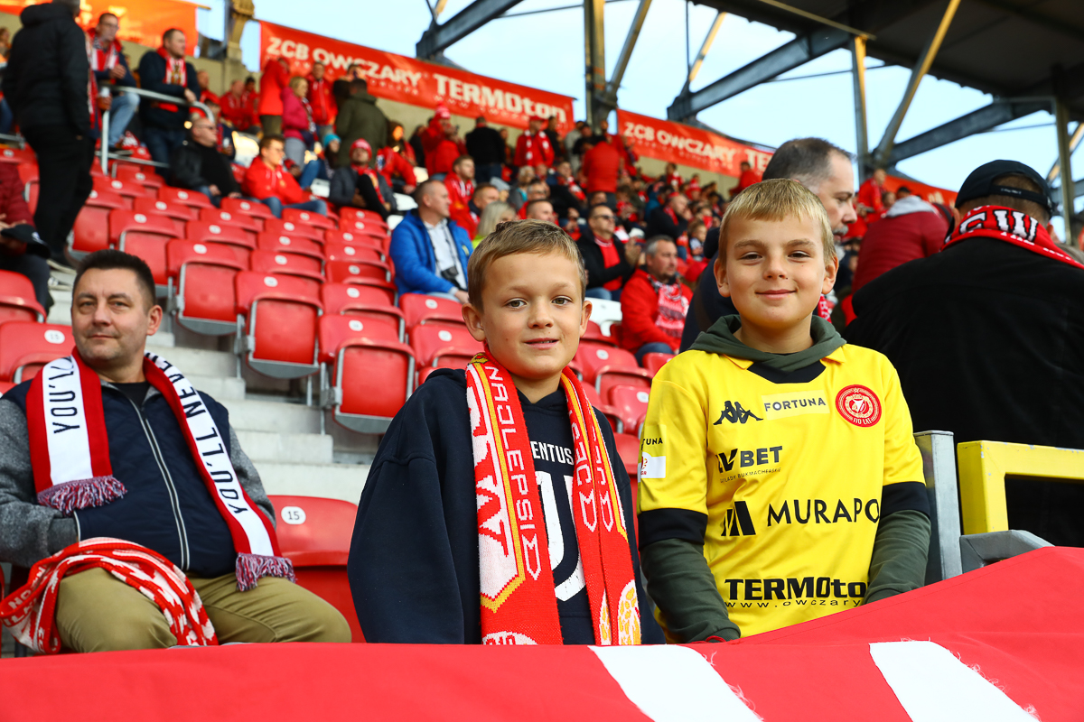 Kibice Widzewa Łódź podczas meczu z GKS-em Jastrzębie 