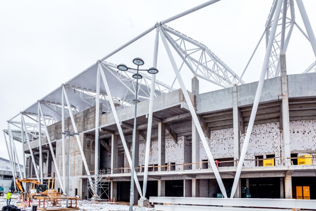 W Łodzi rośnie piękny stadion! Zobacz wideo z budowy obiektu ŁKS-u [film] - Zdjęcie główne