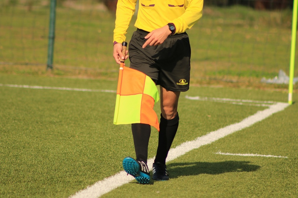 Sędziowski babol w meczu Widzewa - Zdjęcie główne