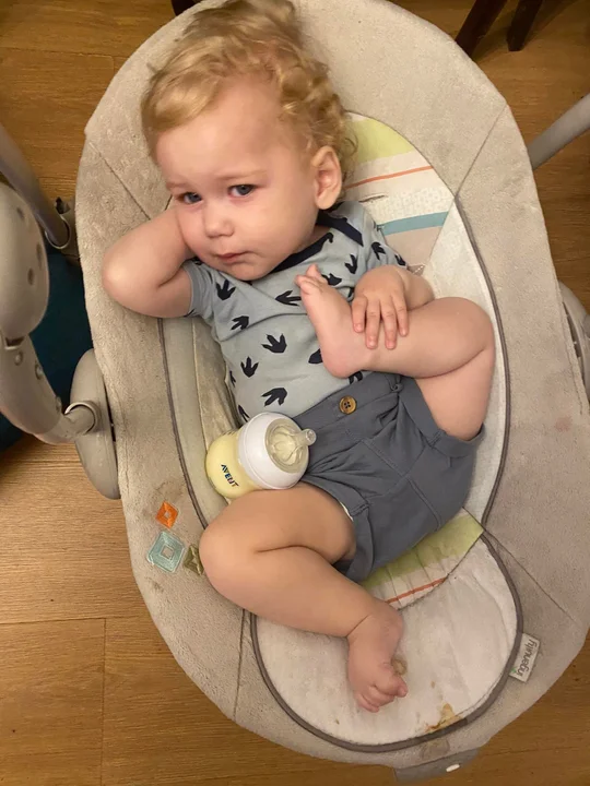 Leon Grzywa z Łodzi cierpi na SMA. Potrzebne są pieniądze na jego leczenie