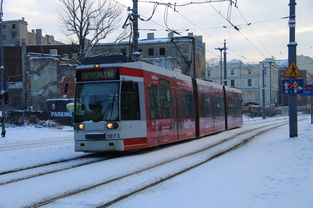 Tramwaje MPK Łódź ponownie nie będą kursować przez ulicę Zachodnią i al. Kościuszki. Zapowiedziano, od kiedy ruch tramwajowy będzie wstrzymany - Zdjęcie główne