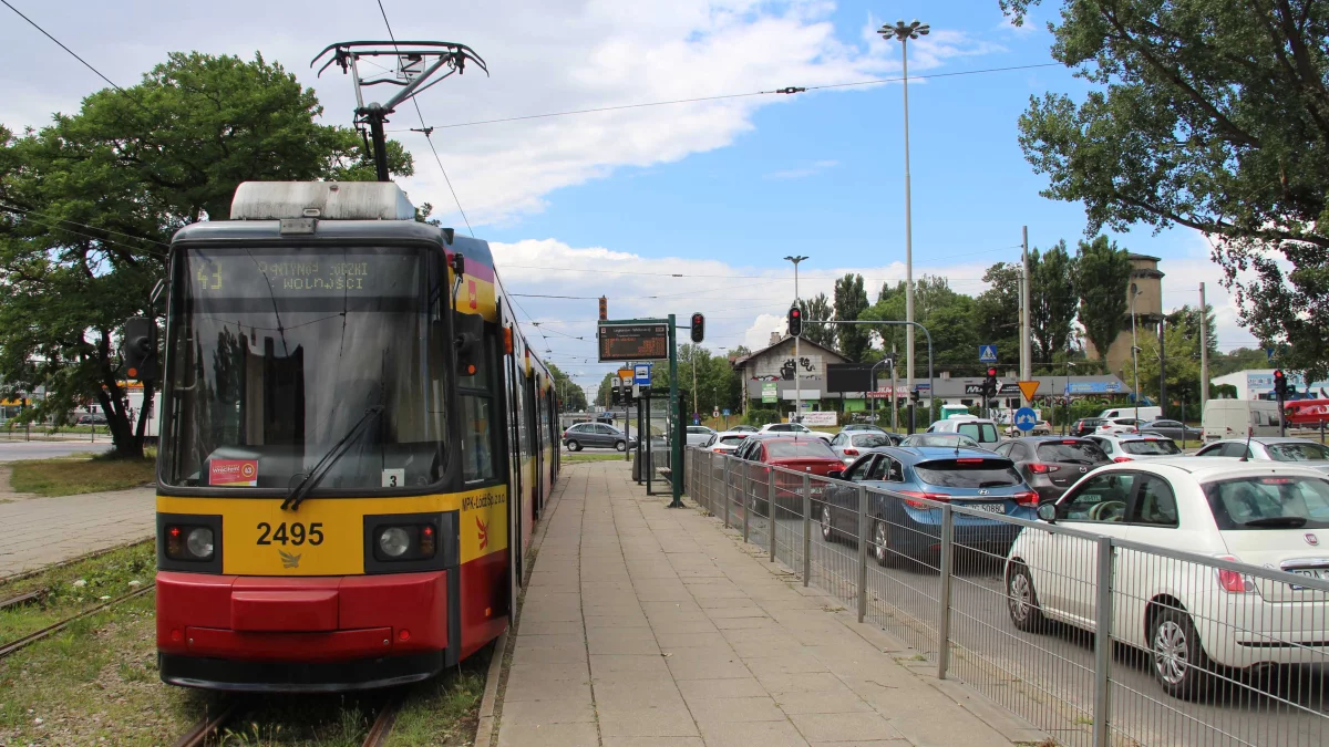 Zmiany w kursowaniu tramwajów i autobusów MPK Łódź w piątek 7 lutego. Sprawdź szczegóły - Zdjęcie główne