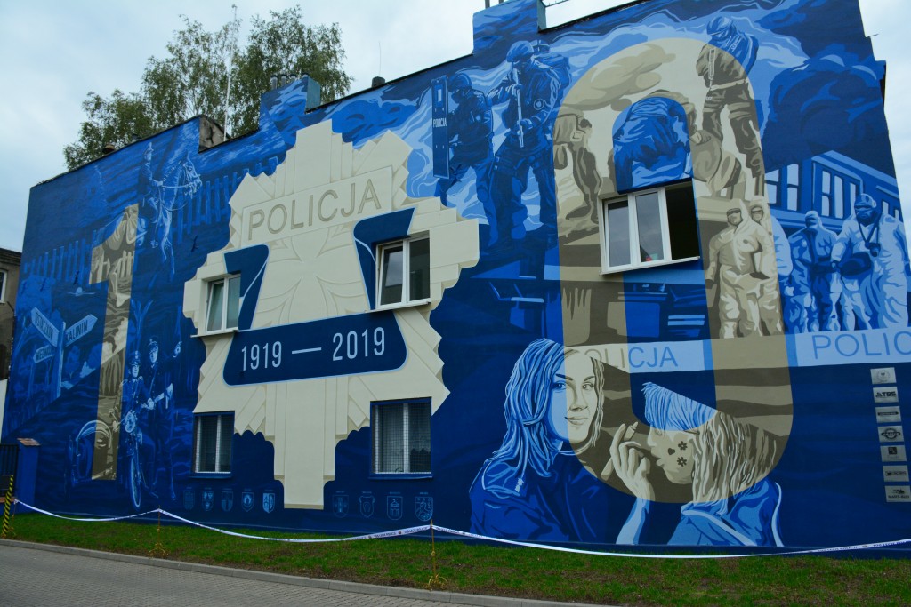 W Zgierzu powstał nowy mural. Powodem wyjątkowa rocznica [ZDJĘCIA]  - Zdjęcie główne