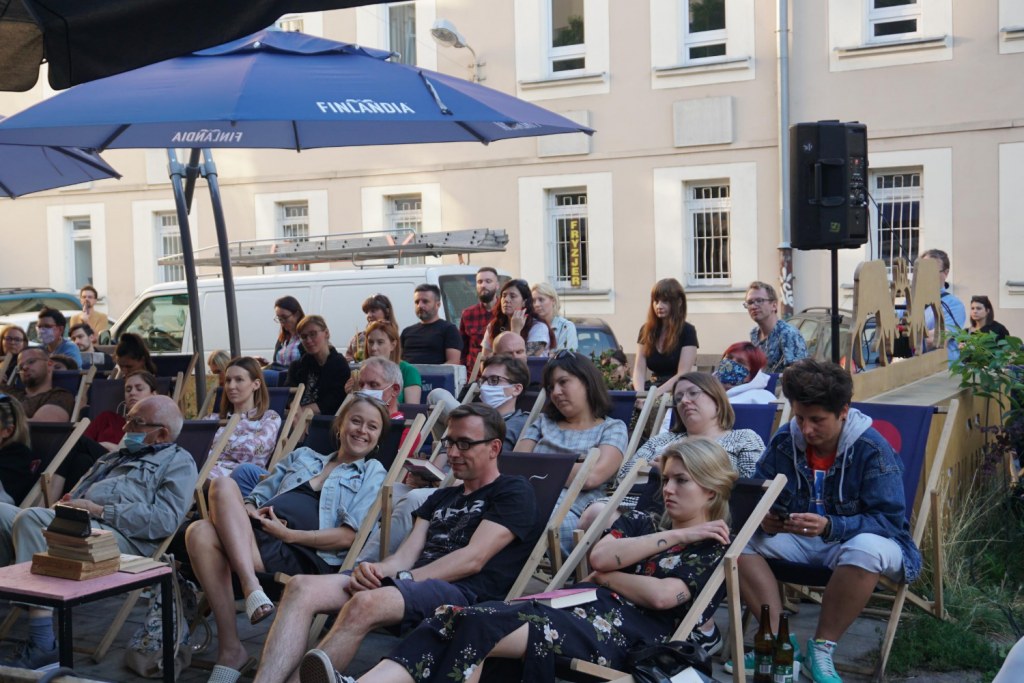 Łódź. Miasto po przejściach na otwarcie Literackiego Lata (fot. Agnieszka Szynk i Zuzanna Szor)| Wydarzenia kulturalne|  Łódź | TuŁódź