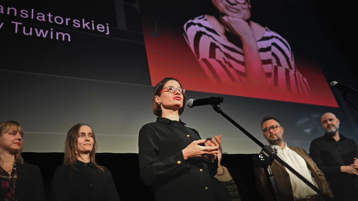 Poznaliśmy laureatów łódzkich Nagród: Literackiej im. Juliana Tuwima i Translatorskiej im. Ireny Tuwim. Są nimi Artur Domosławski i Magdalena Pytlak - Zdjęcie główne