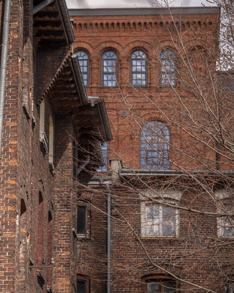 Jak zapowiedziano podczas konferencji prasowej, w budynkach przy Ogrodowej w Łodzi powstaną mieszkania, biura, sklepy, restauracje i hostel. (fot. UMŁ) |wiadomości łódzkie|Łódź|TuŁódź