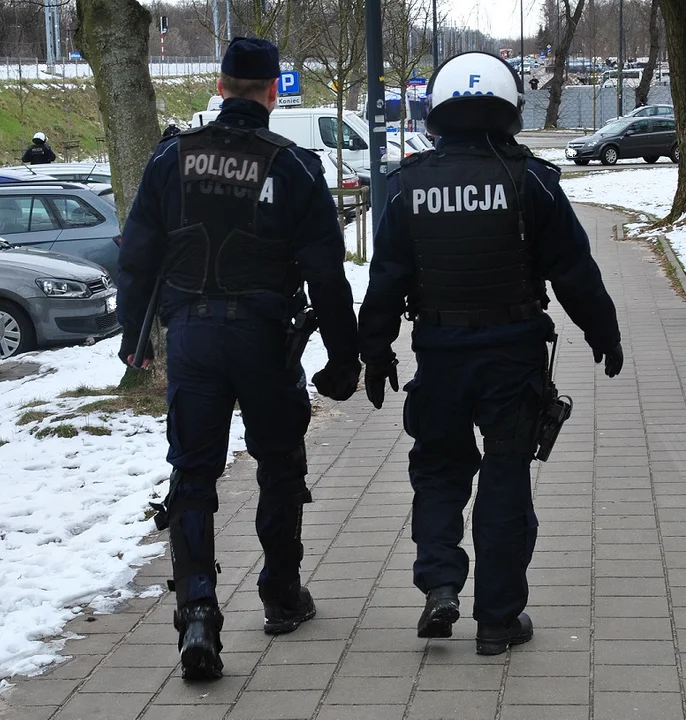 Wydarzenia na stadionie eskalowały. Konieczna była interwencja policji