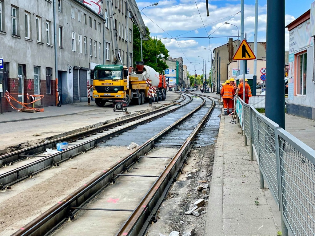 Remont torowiska na ul. Limanowskiego w Łodzi. Prace zakończą się wcześniej, niż zakładano (fot. MPK Łódź) |wiadomości łódzkie | Łódź | TuŁódź