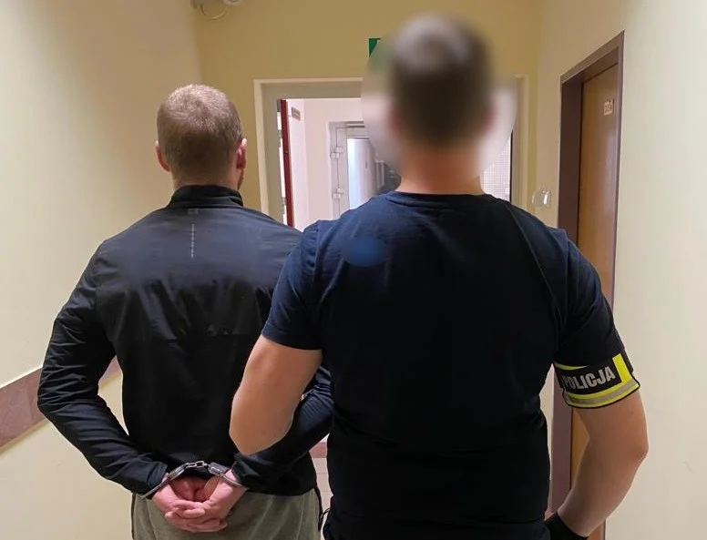 Szok! Dusił i kopał 82-latkę! Bezwzględny agresor w rękach policjantów - Zdjęcie główne