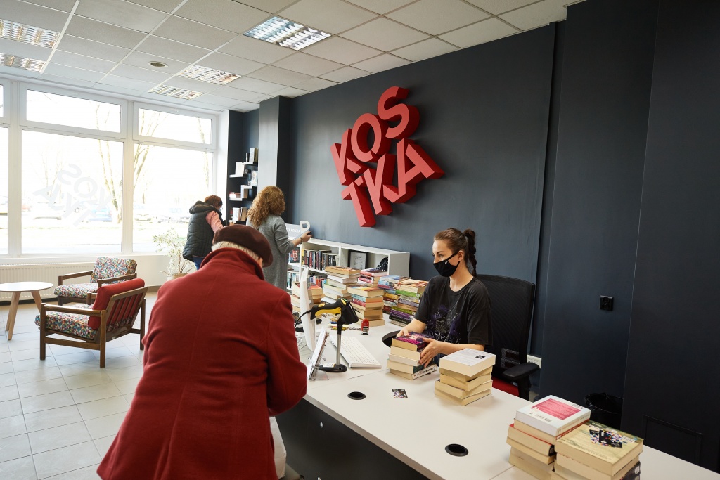 Filia Biblioteki Miejskiej w Łodzi przy ul. Kostki Napierskiego gotowa na przyjęcie czytelników (fot. UMŁ) | wiadomości łódzkie | Łódź | TuŁódź