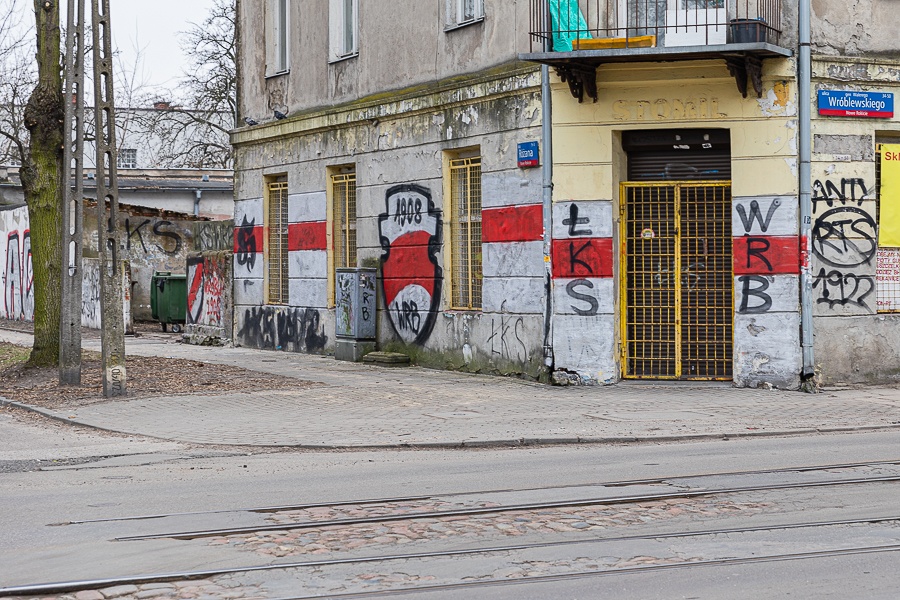 Łódź. Niebezpieczne ulice w Łodzi. Ulica Wróblewskiego Łódź (fot. TuŁódź.pl)