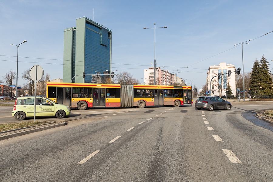 MPK Łódź. Od 1 września zmiany w rozkładach jazdy oraz trasach autobusów i tramwajów - Zdjęcie główne