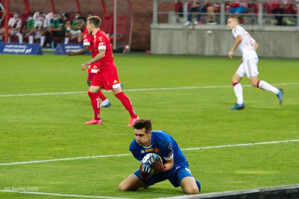 Nowy bramkarz Widzewa o debiucie w derbach Łodzi: „Byłem na to gotowy” - Zdjęcie główne