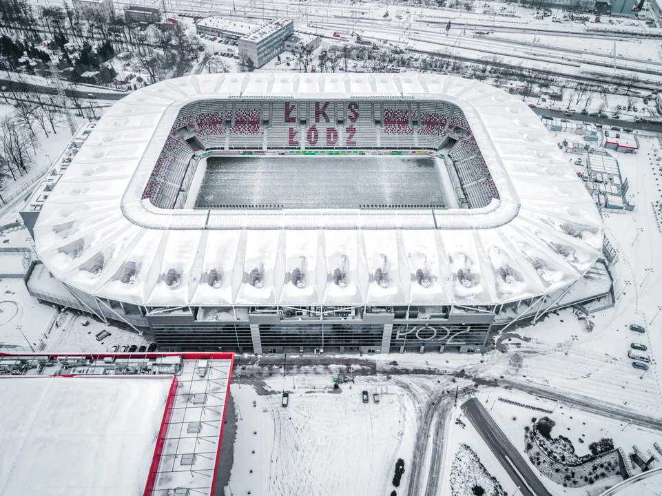 Piękny widok na Stadion Króla z lotu ptaka