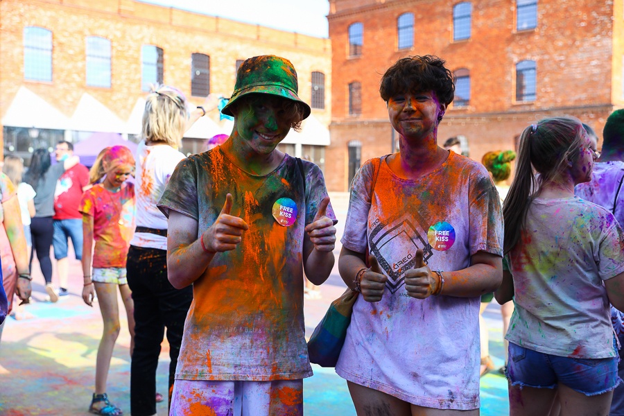 Holi Święto Kolorów Łódź. Wielkie święto kolorów w Ogrodach Geyera (fot. Michał Pietrzak - TuŁódź.pl)