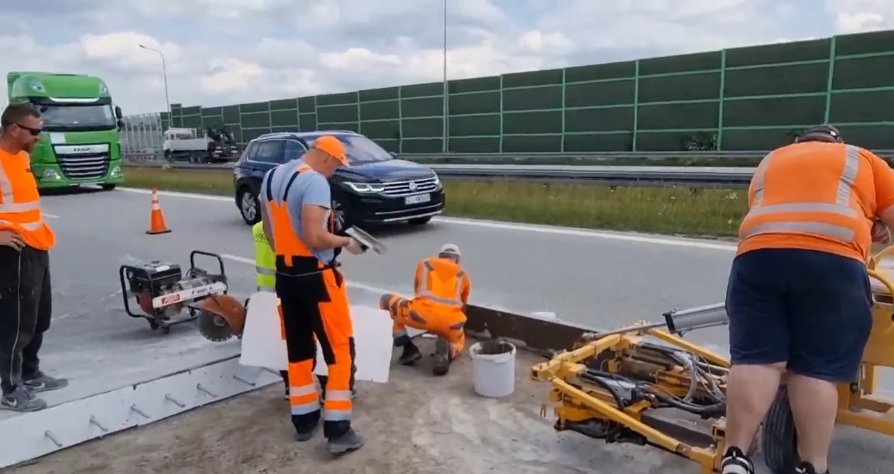 Roboty na A1. Popękała płyta betonowa. GDDKiA ostrzega przed kilkukilometrowym zatorem! - Zdjęcie główne