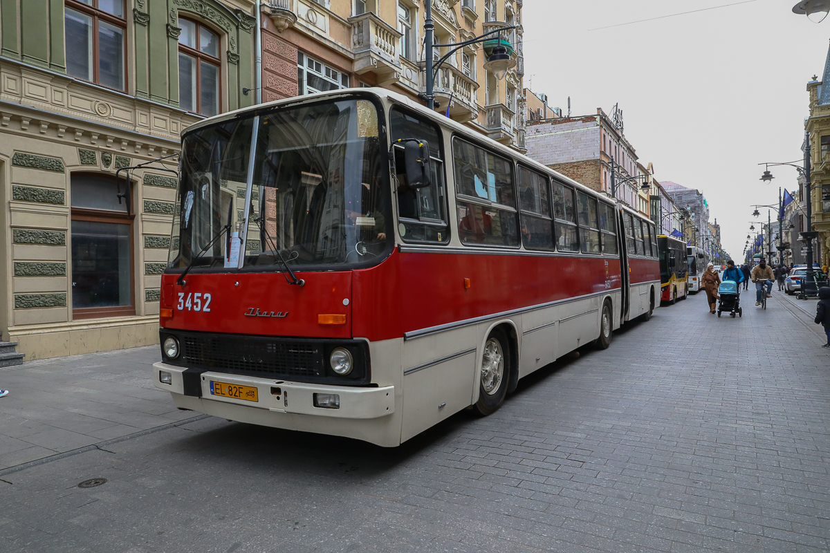 Najmłodszym mieszkańcom Łodzi szczególnie podobała się możliwość zwiedzenia starych tramwajów i autobusów