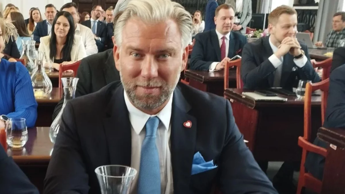 Domaszewicz: "Czy ja wyglądam jak Elżbieta Witek"? Marzec: "No jest pan trochę podobny z charakteru"