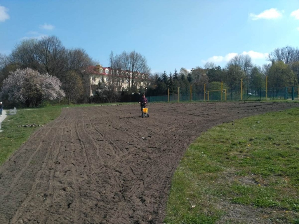 Z funduszy Łódzkiego Budżetu Obywatelskiego na stawach Jana i Stefańskiego powstaną łąki kwietne (fot. UMŁ) |wiadomości łódzkie | Łódź | TuŁódź