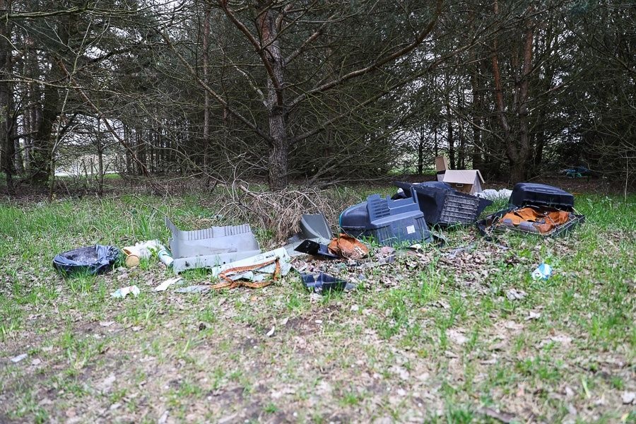 Śmieci Łódź. Łodzianie chcą czystego miasta. Zadbać o to ma straż miejska wyposażona w nową „broń” (fot. Michał Pietrzak - TuŁódź.pl)