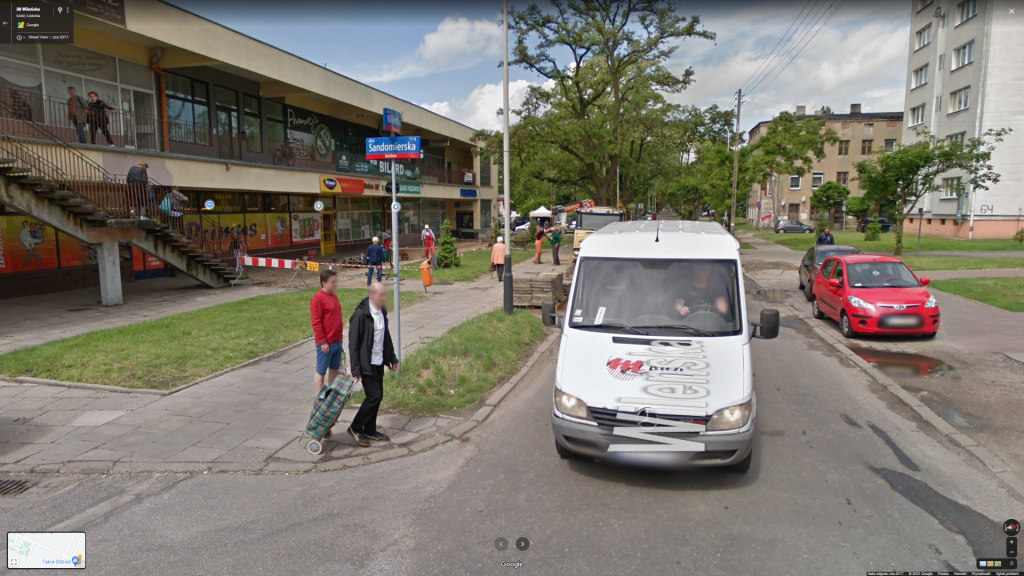 Mieszkańcy Retkini w Łodzi na zdjęciach Google Street View. Sprawdź, czy kogoś poznajesz [zdjęcia] - Zdjęcie główne