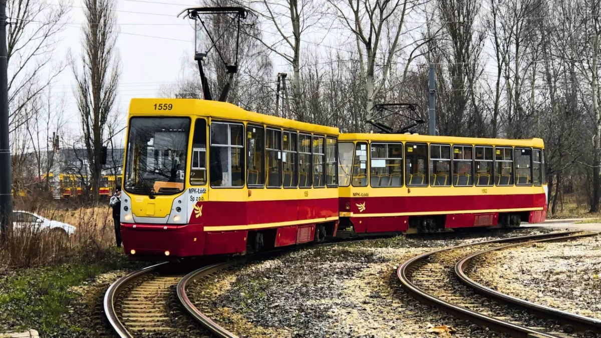 Tramwaje MPK Łódź wracają na swoją trasę. To koniec remontu ważnej krańcówki - Zdjęcie główne