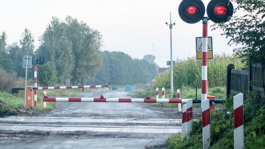 Śmiertelny wypadek na przejeździe kolejowym pod Łodzią  - Zdjęcie główne