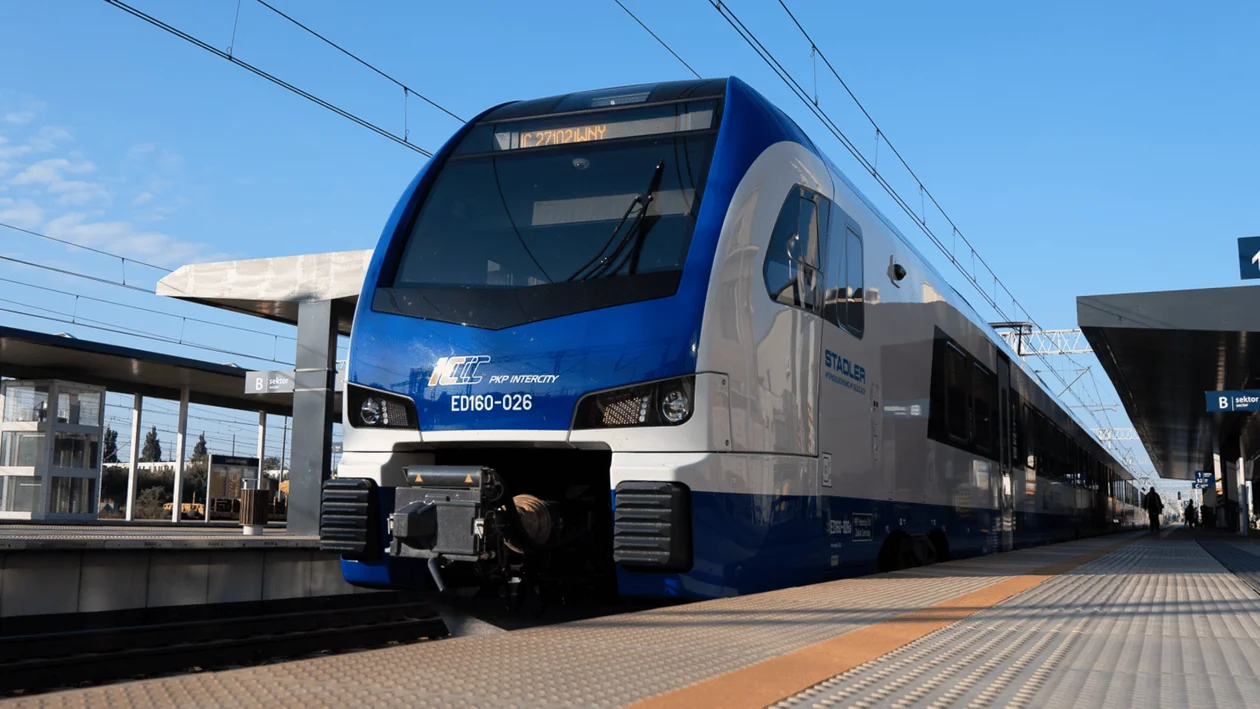 Nowy zarząd PKP Intercity obchodzi swoje 100 dni. Wśród nowości także zmiana na linii kolejowa z Łodzi do Warszawy - Zdjęcie główne